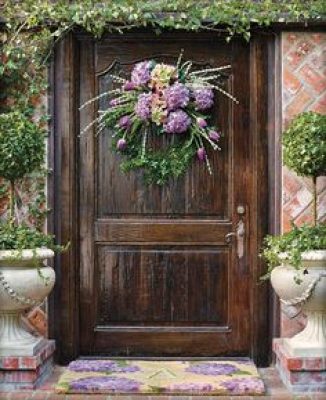 9d495e9fde282cae0ede43f4a5b941ab-door-swag-purple-hydrangeas.jpg